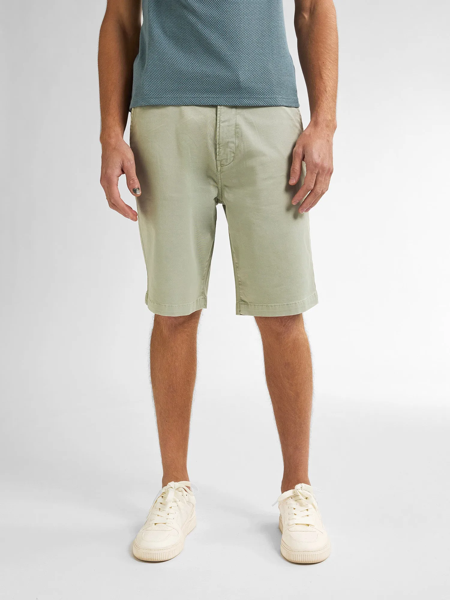 Chino Shorts with Belt Breezeview