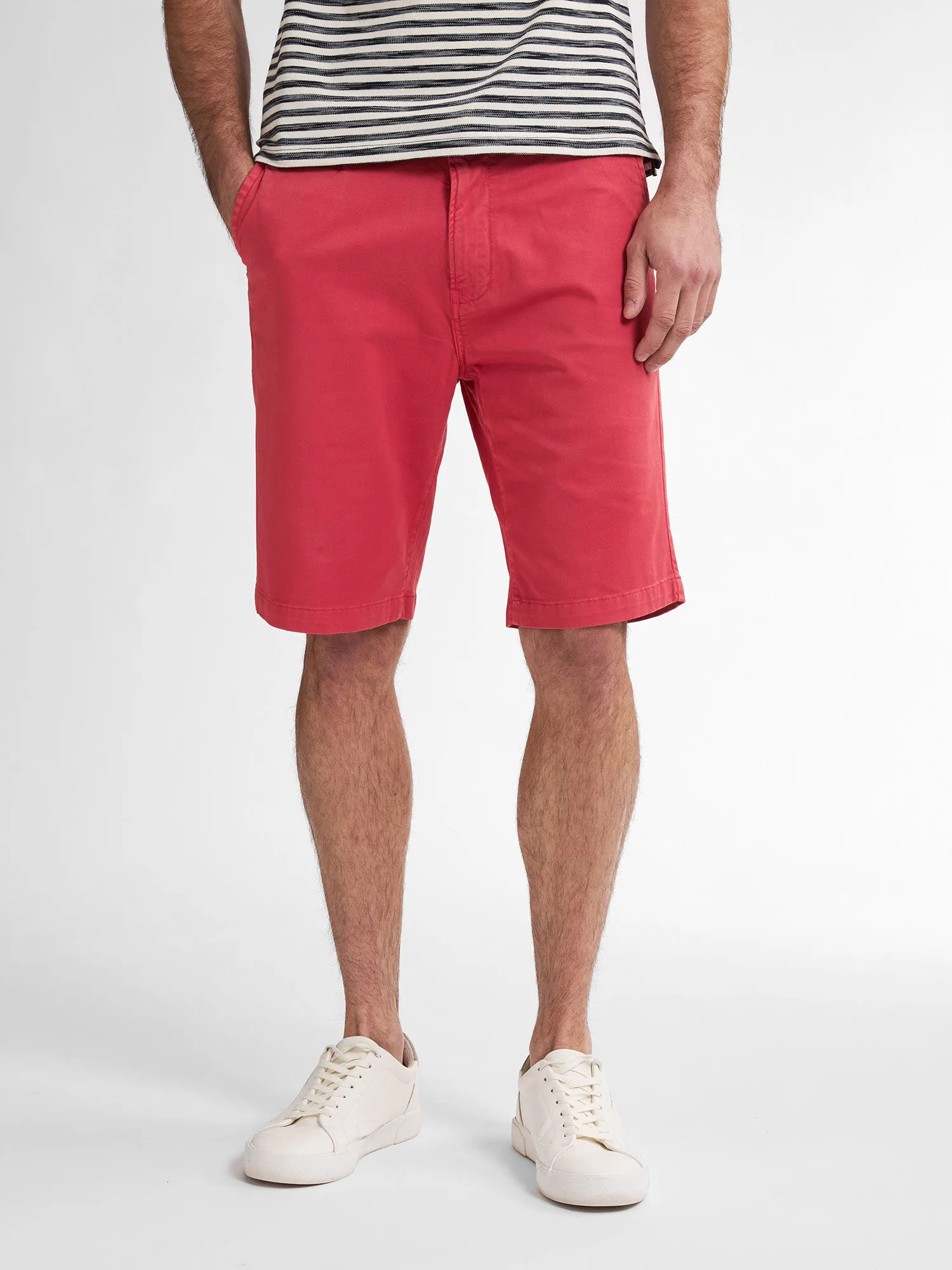 Chino Shorts with Belt Breezeview