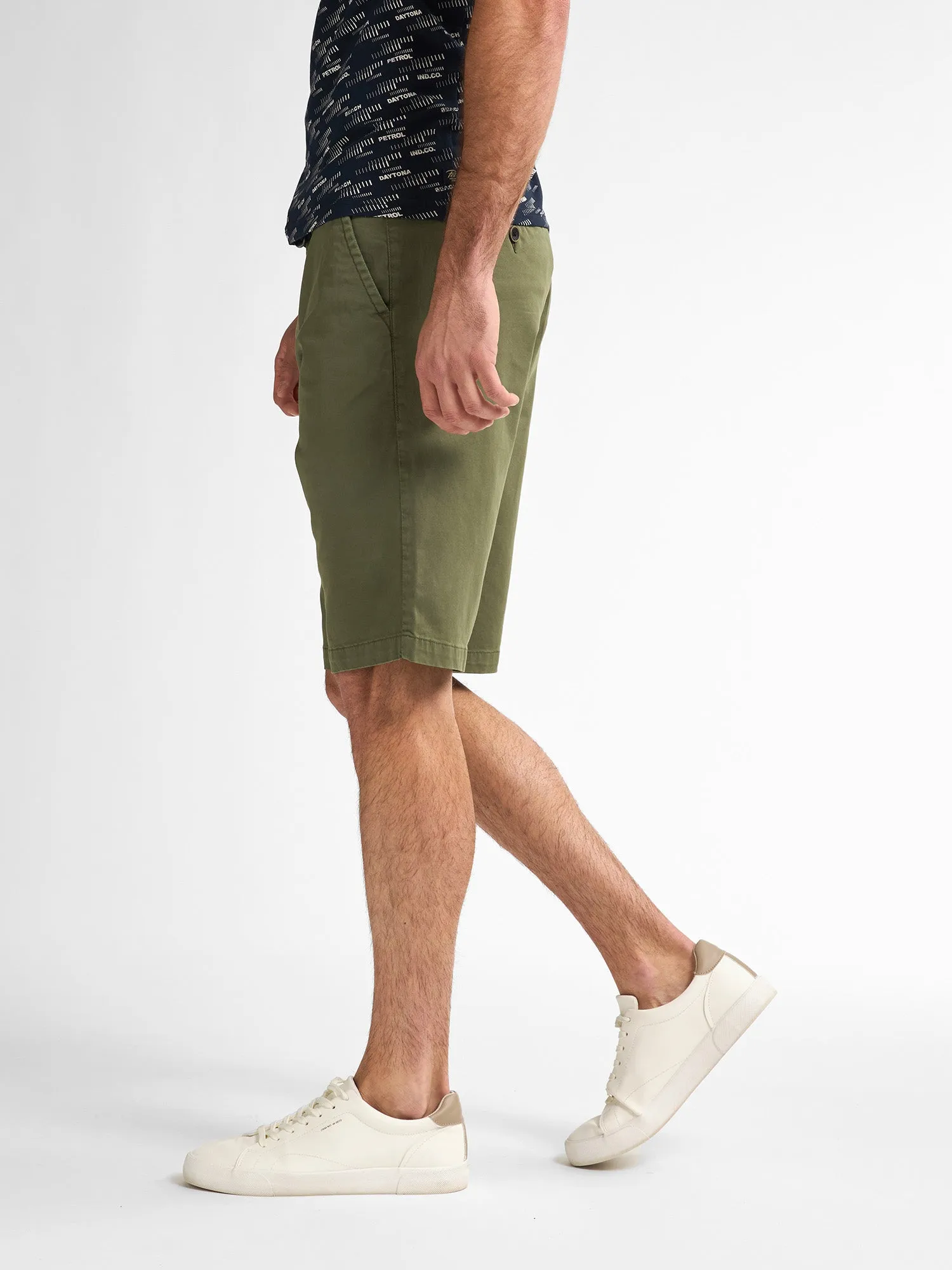 Chino Shorts with Belt Breezeview