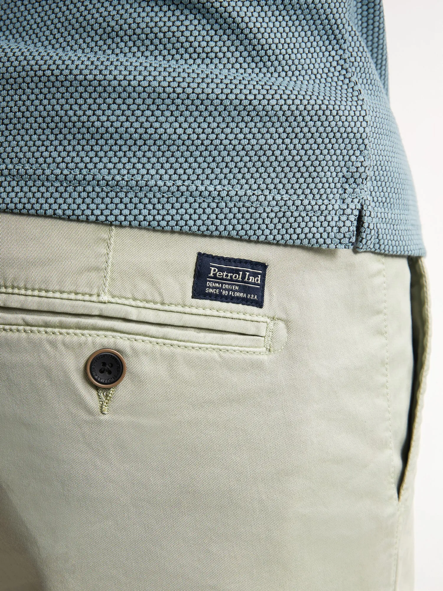 Chino Shorts with Belt Breezeview