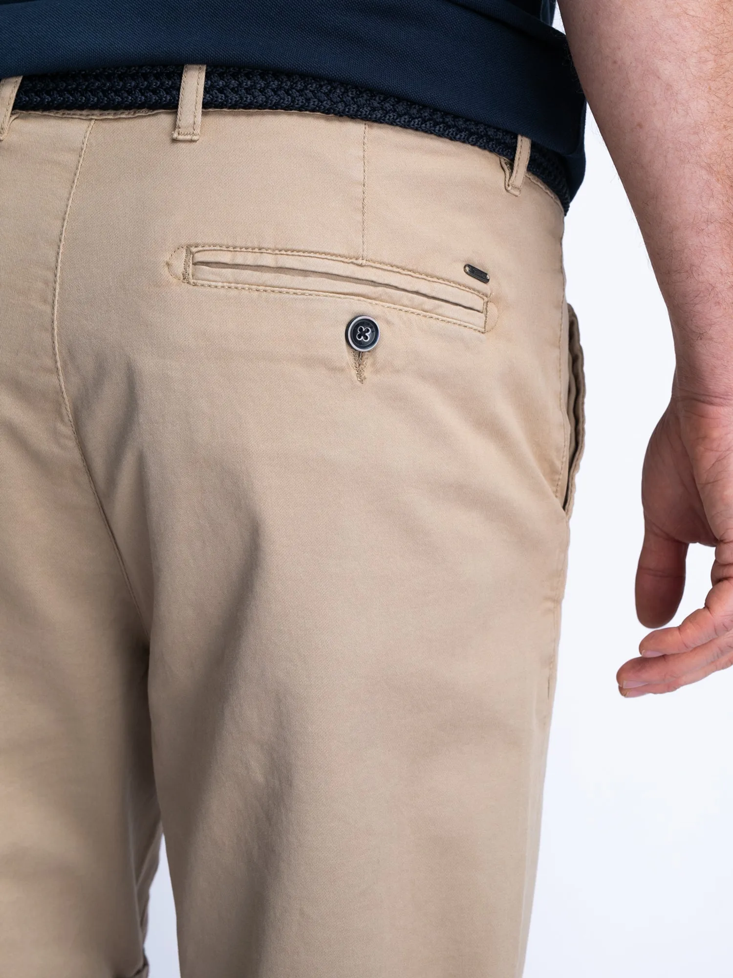 Chino Shorts with Belt Sunlit