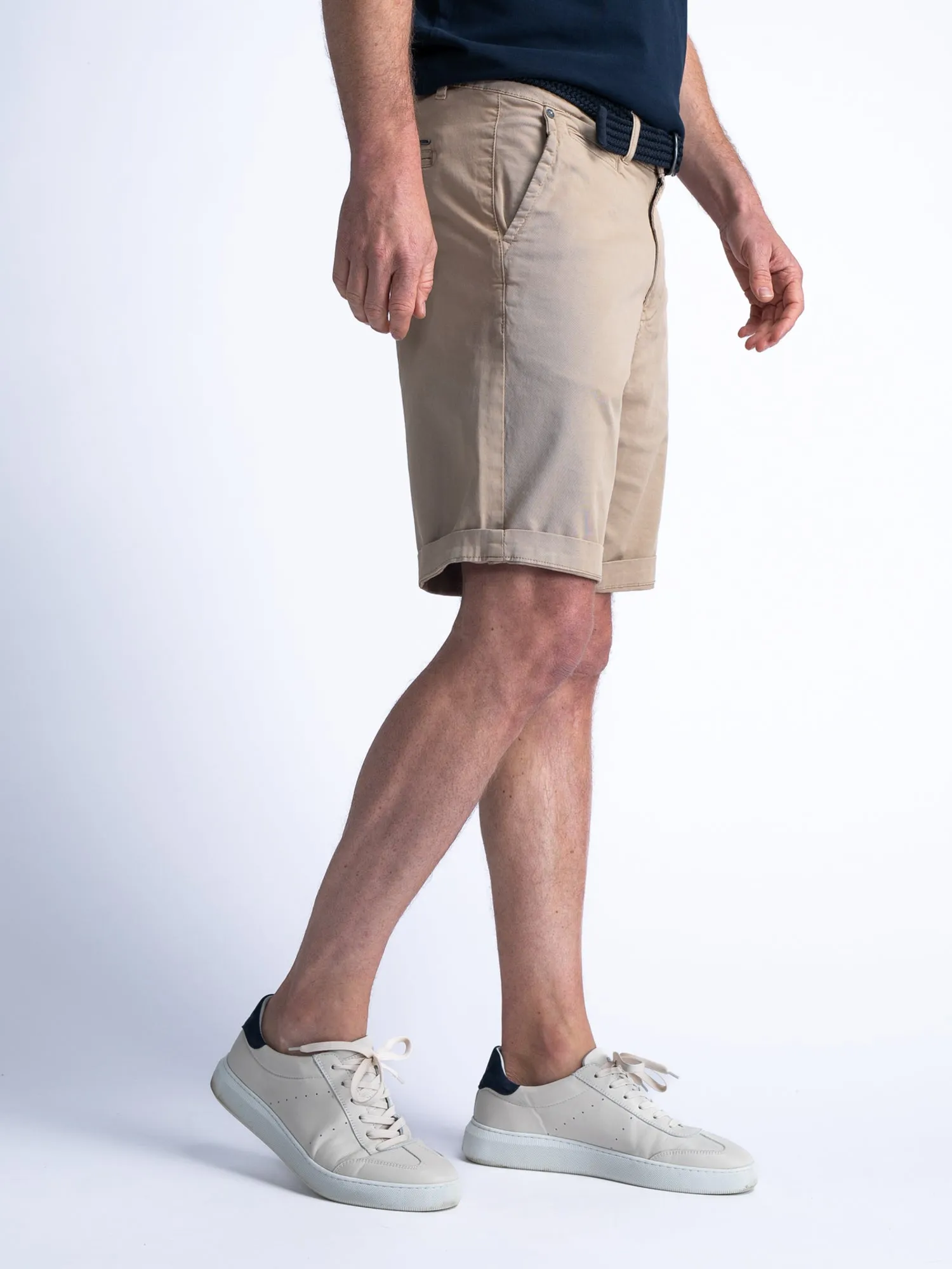 Chino Shorts with Belt Sunlit