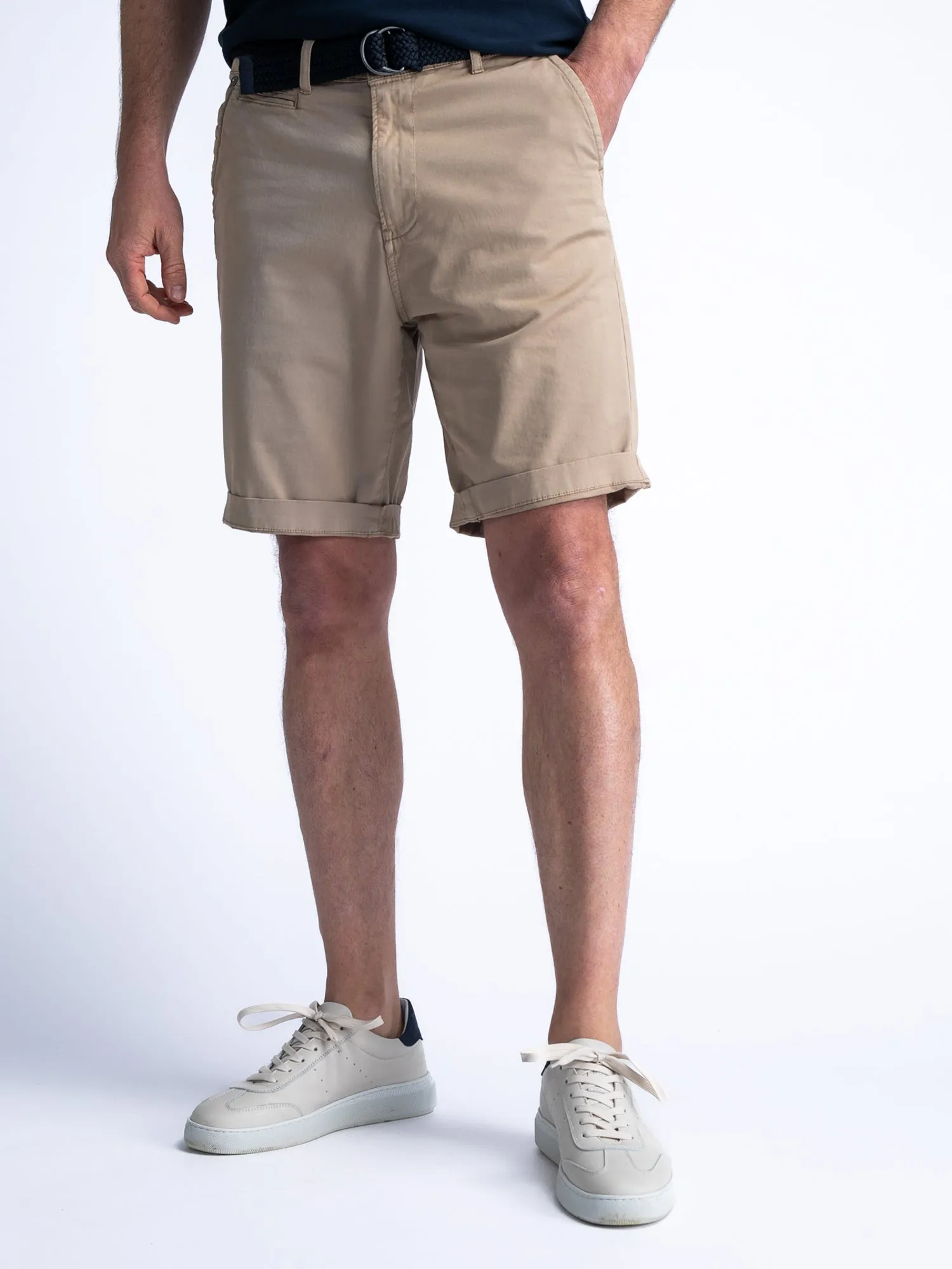 Chino Shorts with Belt Sunlit