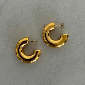 Chunky Smooth Hoops-Gold