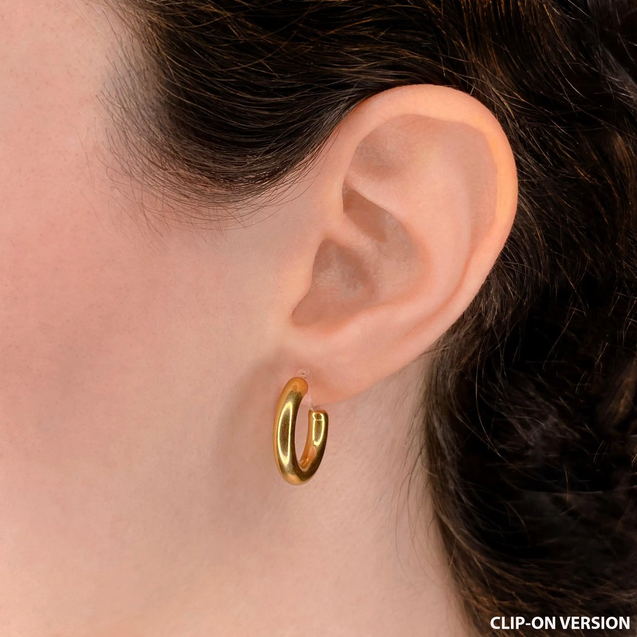 HOLLOW CHUNKY HUGGIE HOOP CLIP-ON EARRINGS IN GOLD