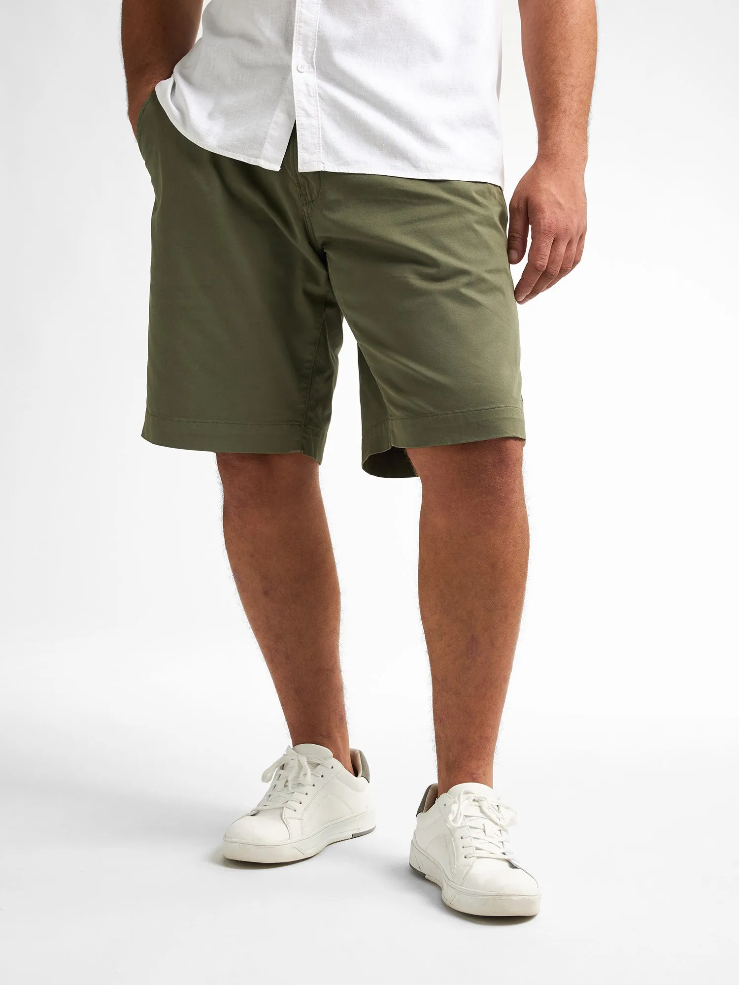 Plus Size Chino Shorts with Belt Waveview