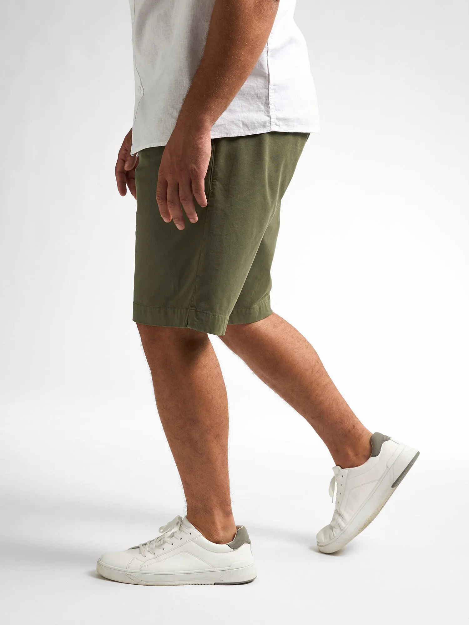 Plus Size Chino Shorts with Belt Waveview