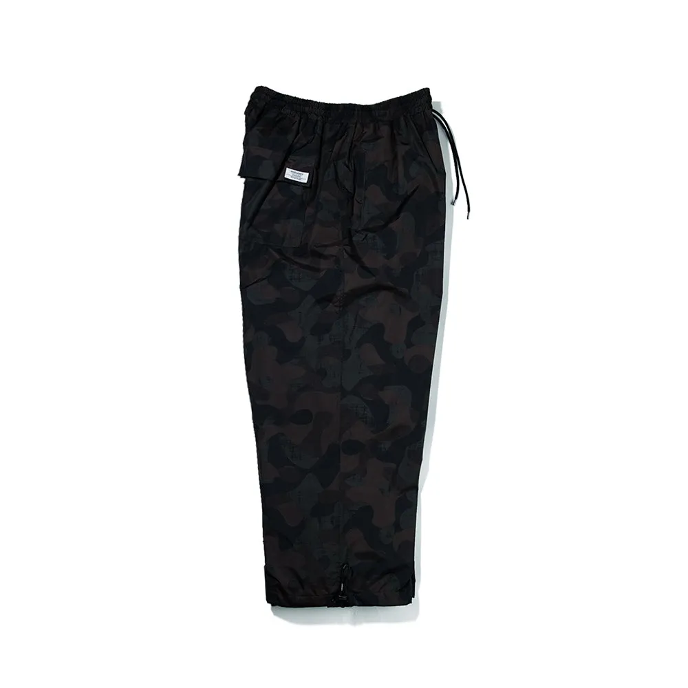 SOFT LIGHT SUPER WIDE PANTS DARK CAMO